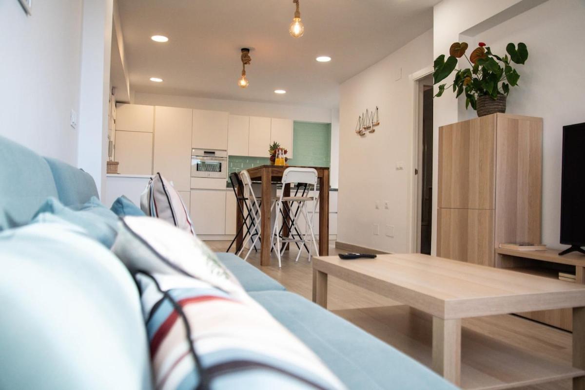 Mediterranean Sea Views In Huelin Apartament *